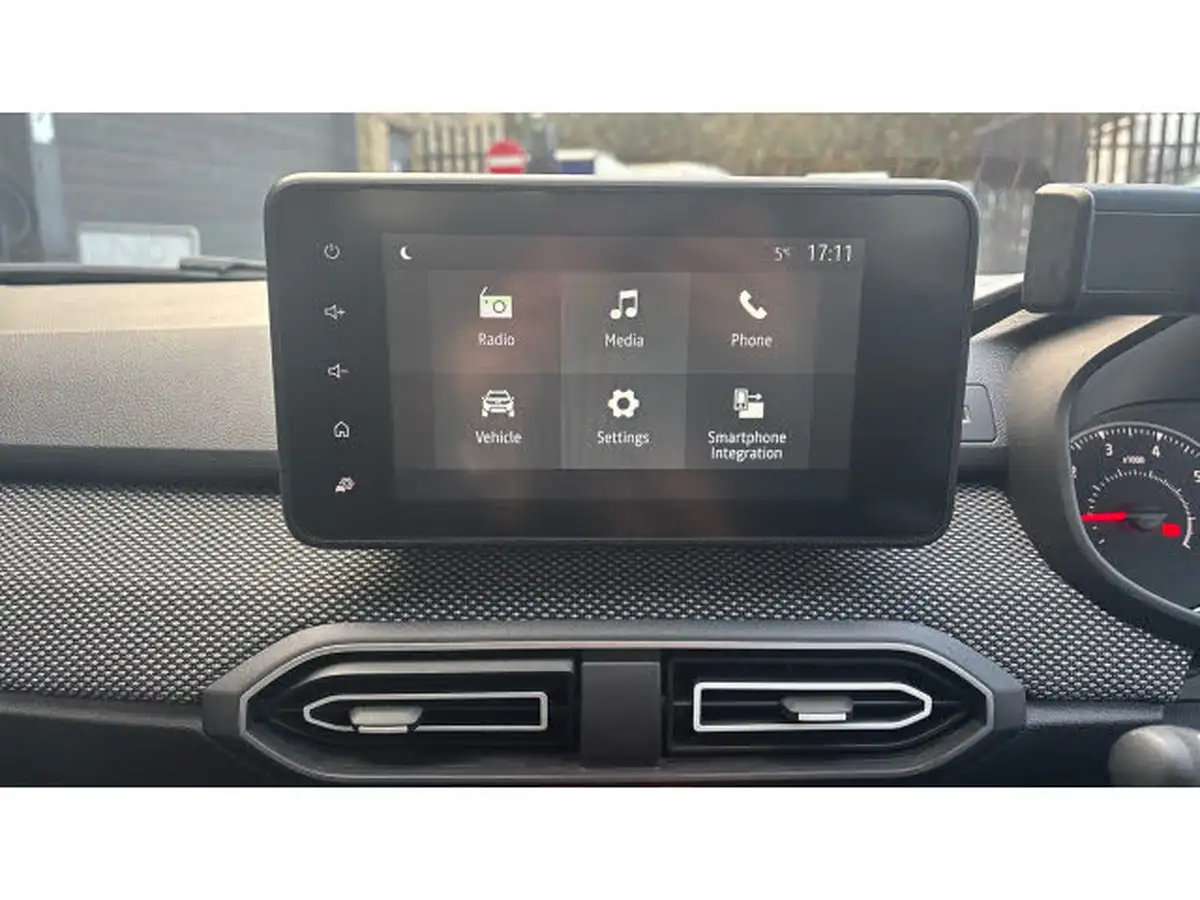 2023-dacia-sandero-10-tce-expression-90bhp-cvt-big-11
