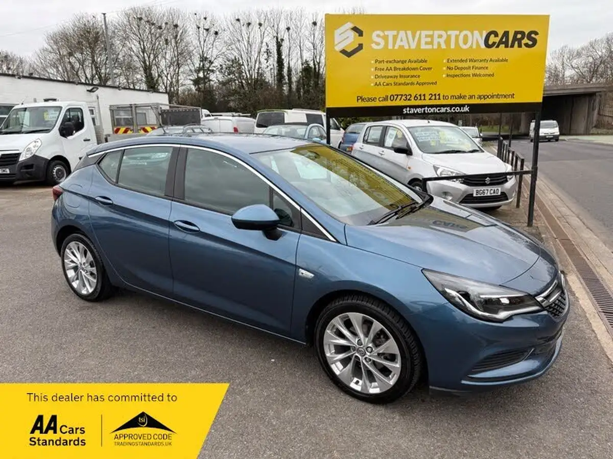 2017-vauxhall-astra-14i-16v-turbo-energy-big-0