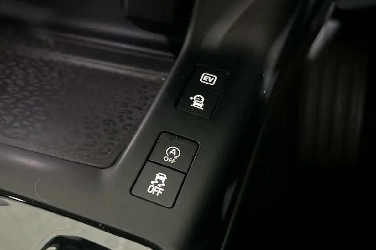 2021-jaguar-e-pace-15-p300e-r-dynamic-se-big-37