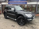 2018-mitsubishi-shogun-32td-warrior-187bhp-4x4-station-wagon-3d-auto-small-0