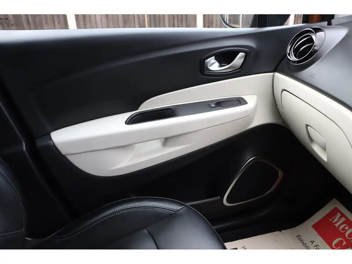 2019-renault-captur-13-tce-gt-line-150bhp-edc-auto-big-45