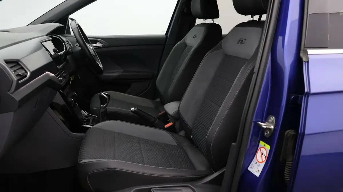 2020-volkswagen-t-cross-10-tsi-r-line-110ps-big-13