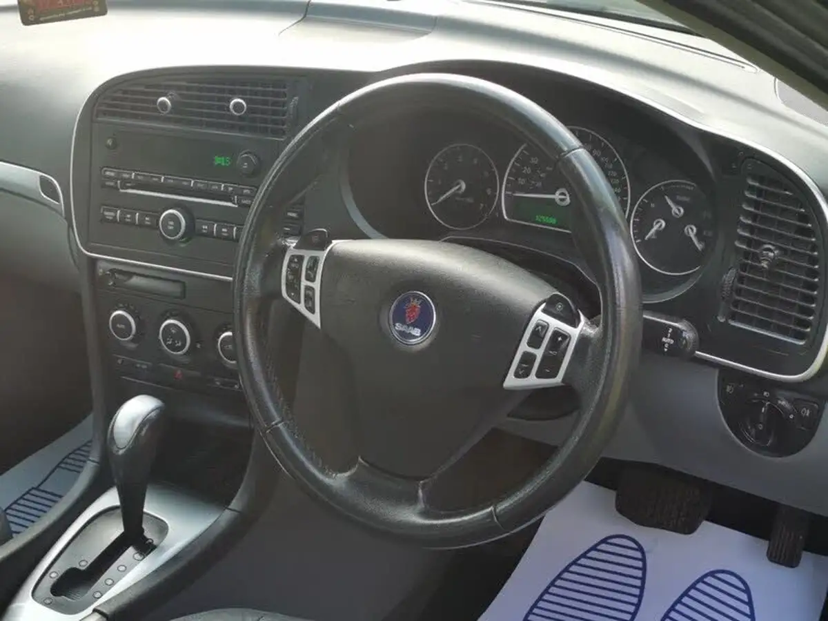 2007-saab-9-3-20-aero-saloon-4d-auto-big-11