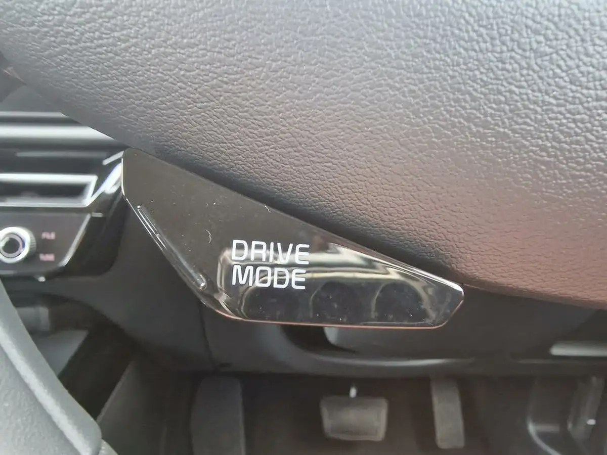2024-kia-niro-16-gdi-139bhp-hev-132kwh-big-20