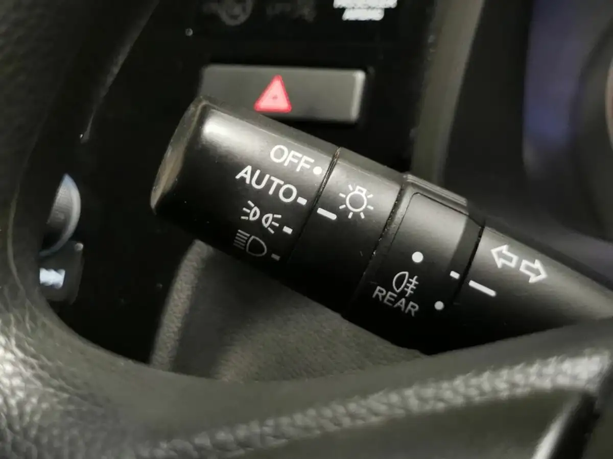 2019-honda-jazz-13-i-vtec-s-big-16