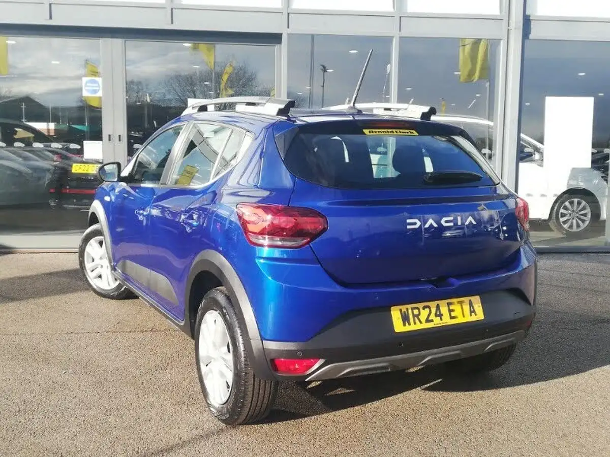 2024-dacia-sandero-stepway-10-tce-expression-90bhp-big-1