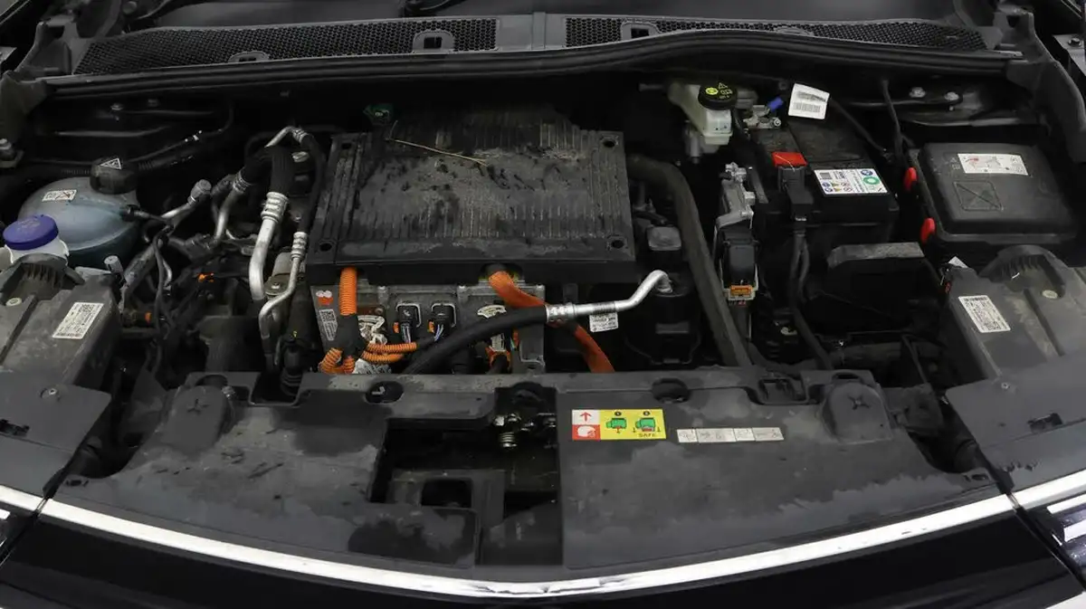 2022-vauxhall-mokka-e-elite-premium-big-18