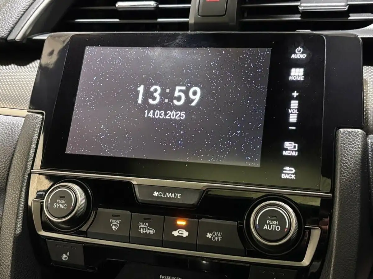 2018-honda-civic-15-vtec-turbo-prestige-ss-big-24