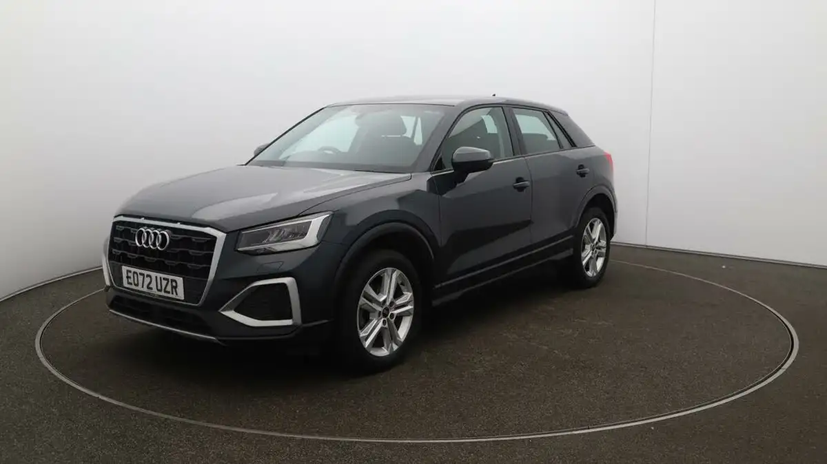 2022-audi-q2-10-30-tfsi-sport-big-3