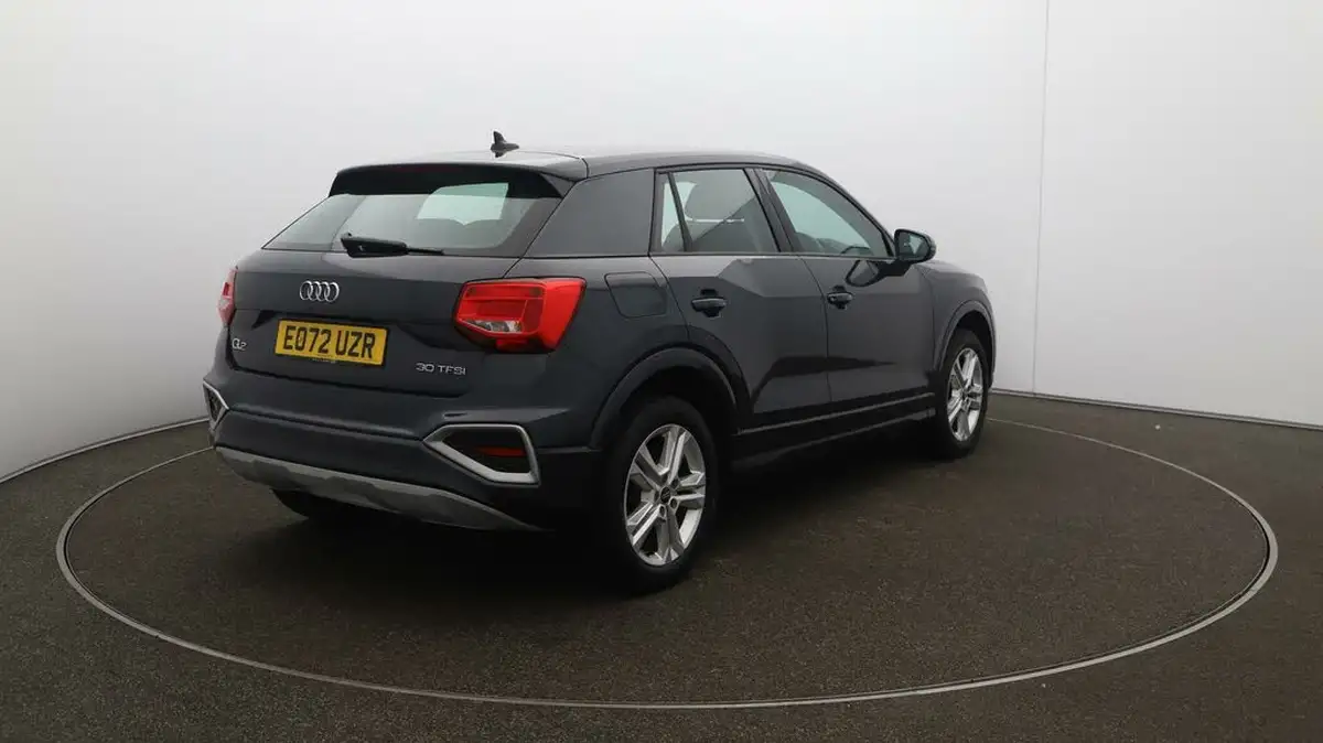 2022-audi-q2-10-30-tfsi-sport-big-45