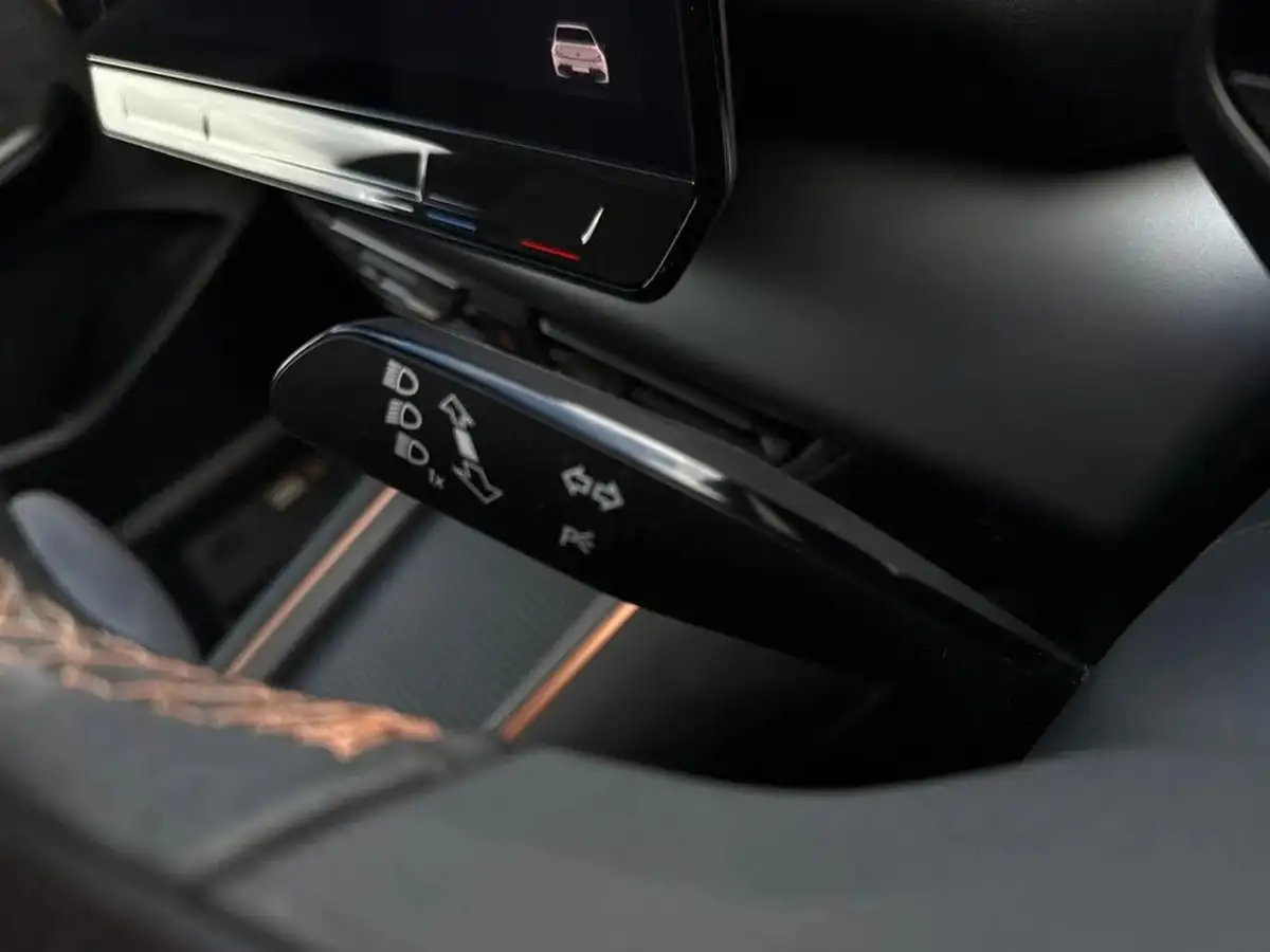 2022-cupra-born-e-v3-230ps-77kwh-e-boost-big-45