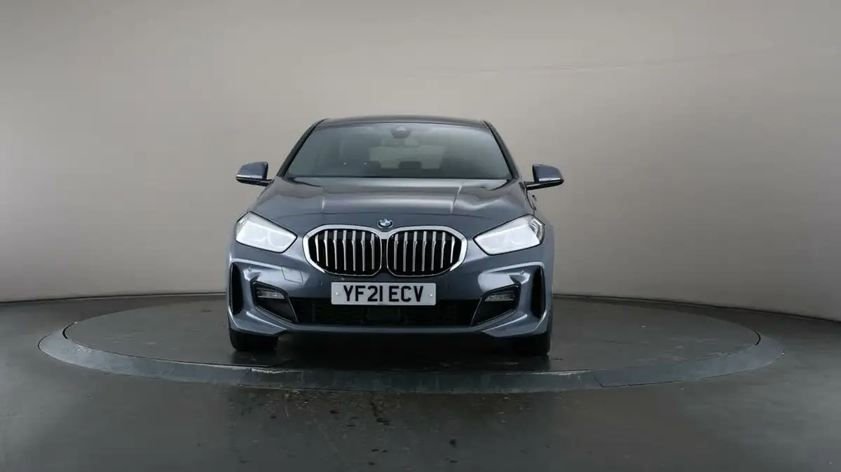 2021-bmw-1-series-15-118i-m-sport-lcp-dct-big-2