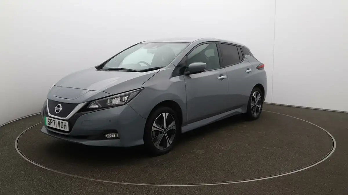 2021-nissan-leaf-e-e-tekna-big-3