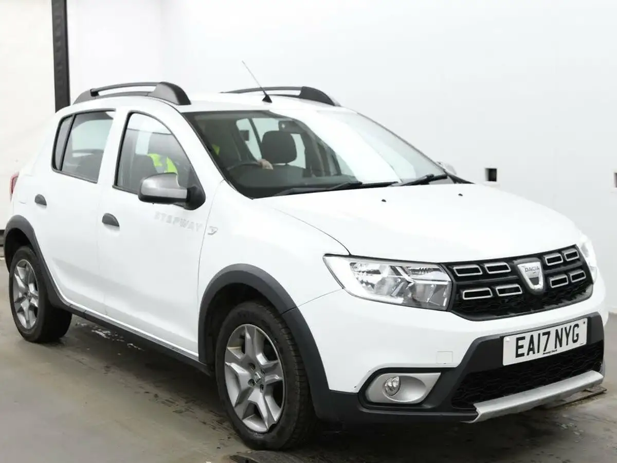2017-dacia-sandero-stepway-15dci-laureate-big-1