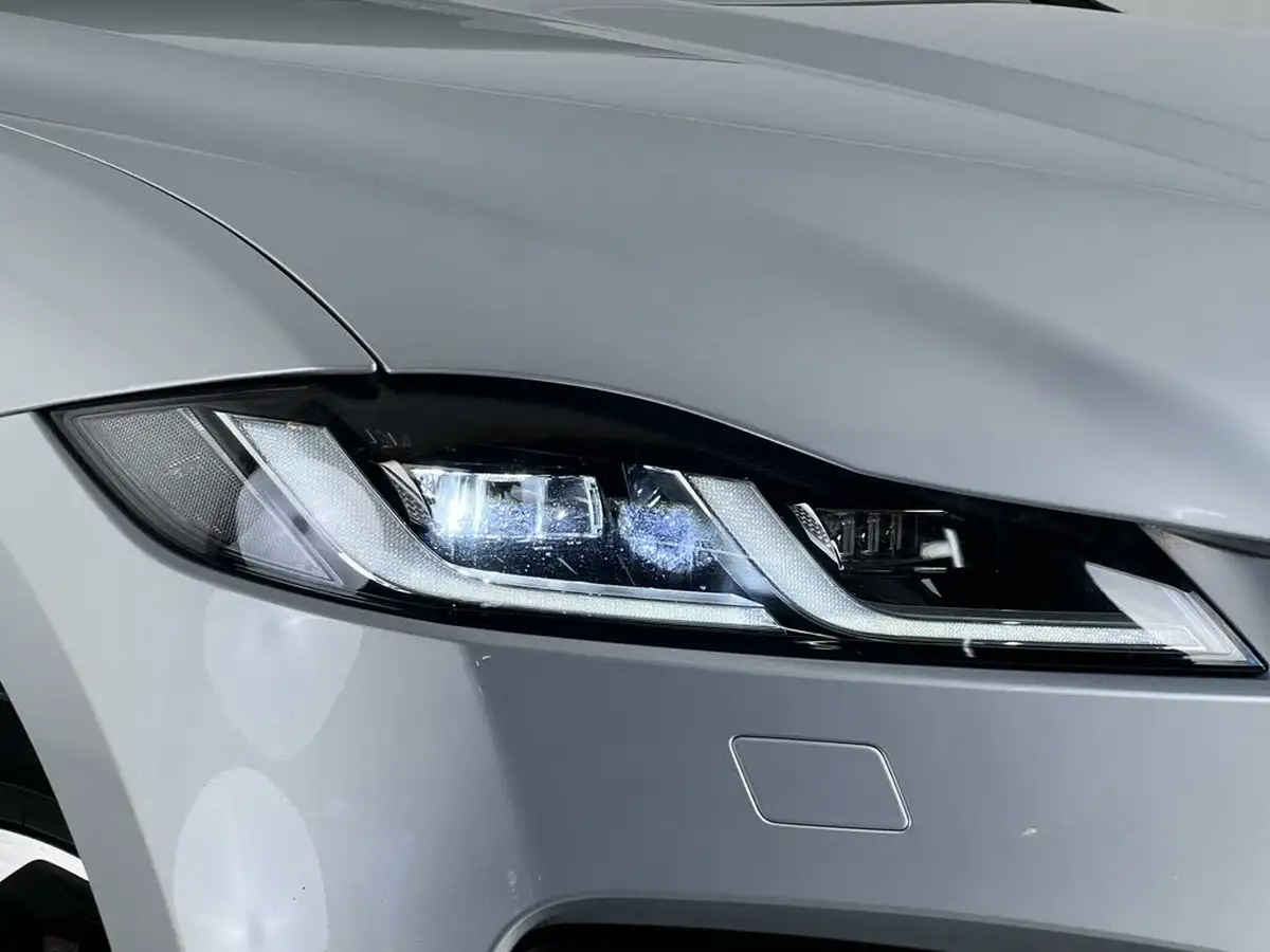 2022-jaguar-f-pace-20-d200-r-dynamic-s-big-7