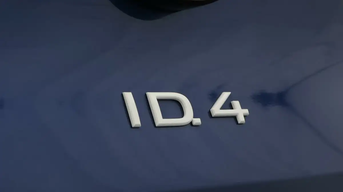 2021-volkswagen-id4-e-city-148ps-big-22