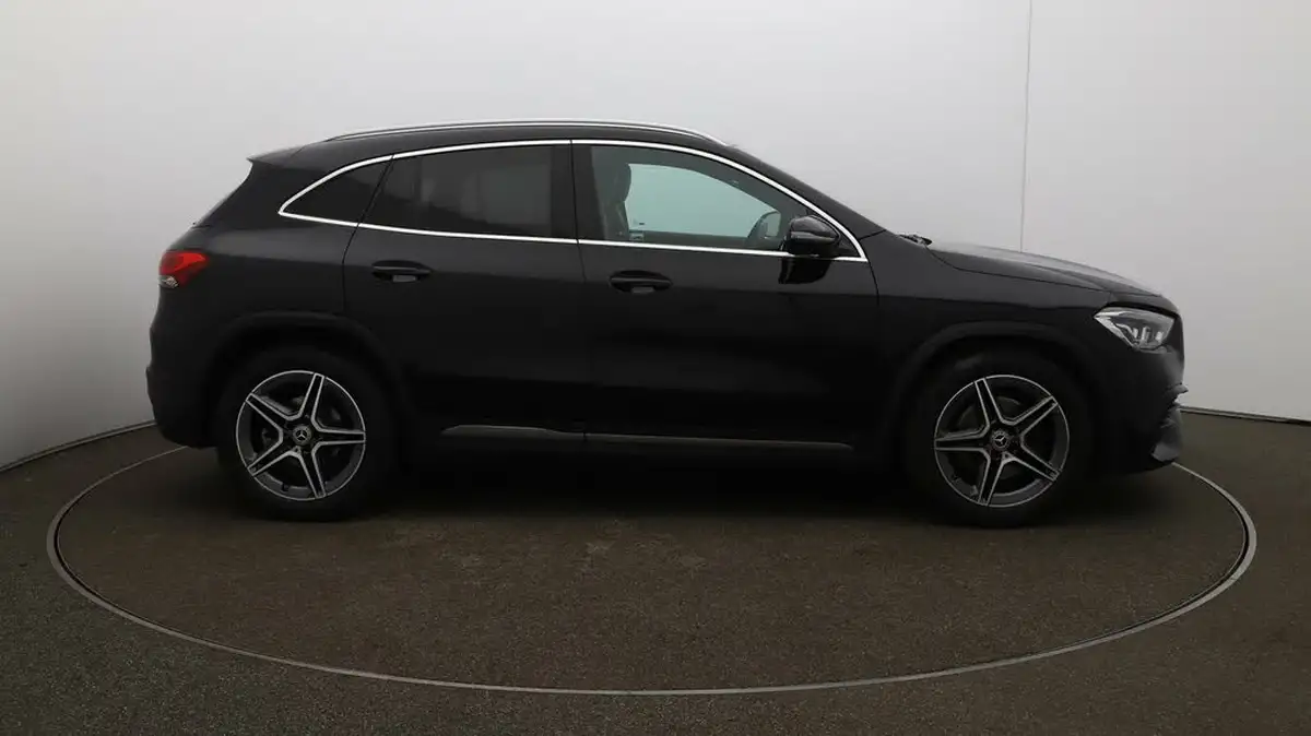 2021-mercedes-benz-gla-class-13-gla-180-amg-line-executive-1332cc-big-42