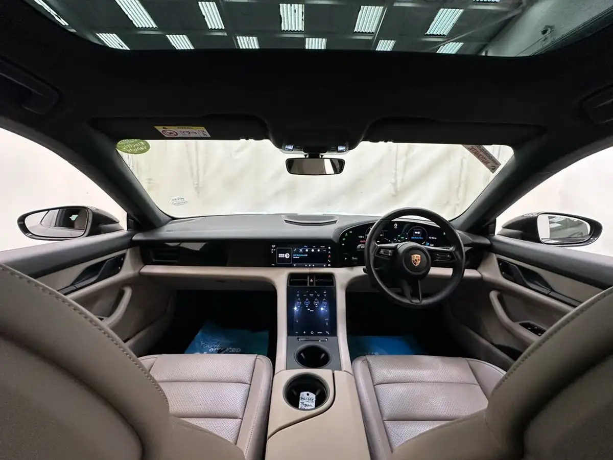 2021-porsche-taycan-e-base-476ps-performance-battery-plus-big-20