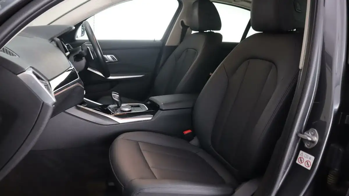 2019-bmw-3-series-20td-320d-se-190bhp-saloon-4d-sport-auto-big-14