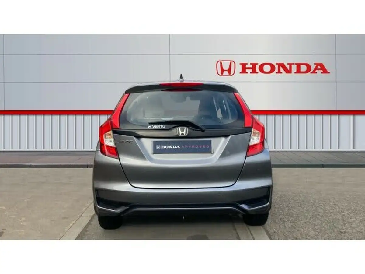 2019-honda-jazz-13-i-vtec-se-navi-cvt-big-6