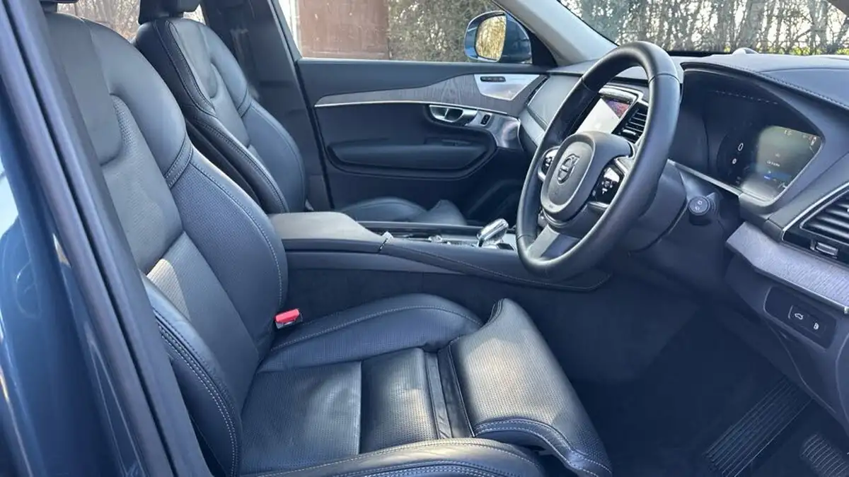 2024-volvo-xc90-20-t8-ultimate-dark-big-8