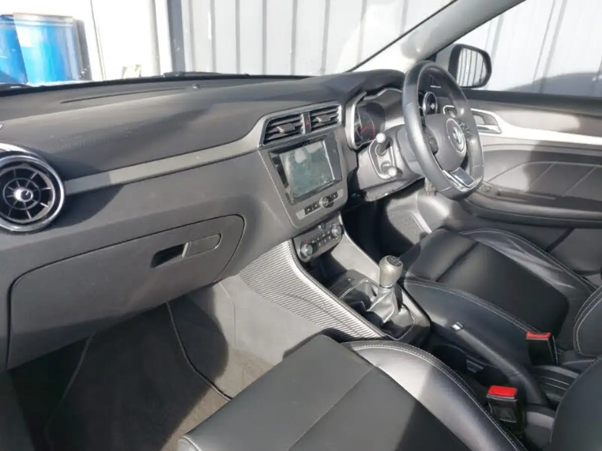 2019-mg-zs-suv-15-vti-tech-exclusive-105bhp-big-4