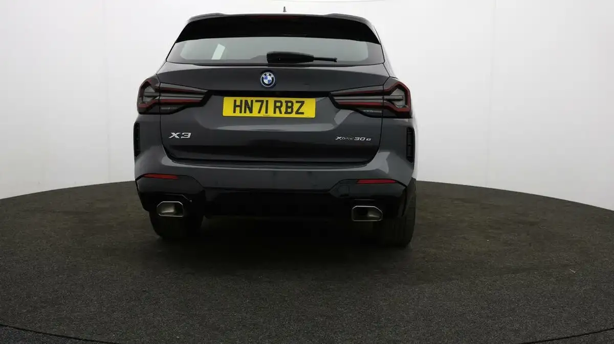 2021-bmw-x3-20-xdrive-30e-m-sport-big-6