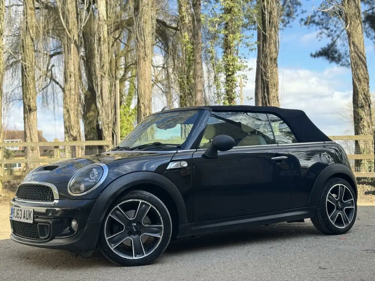 2013-mini-cooper-16-cooper-s-convertible-2d-big-28