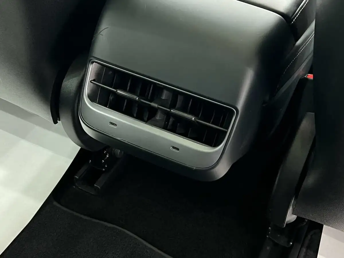 2021-tesla-model-3-e-long-range-4x4-big-61