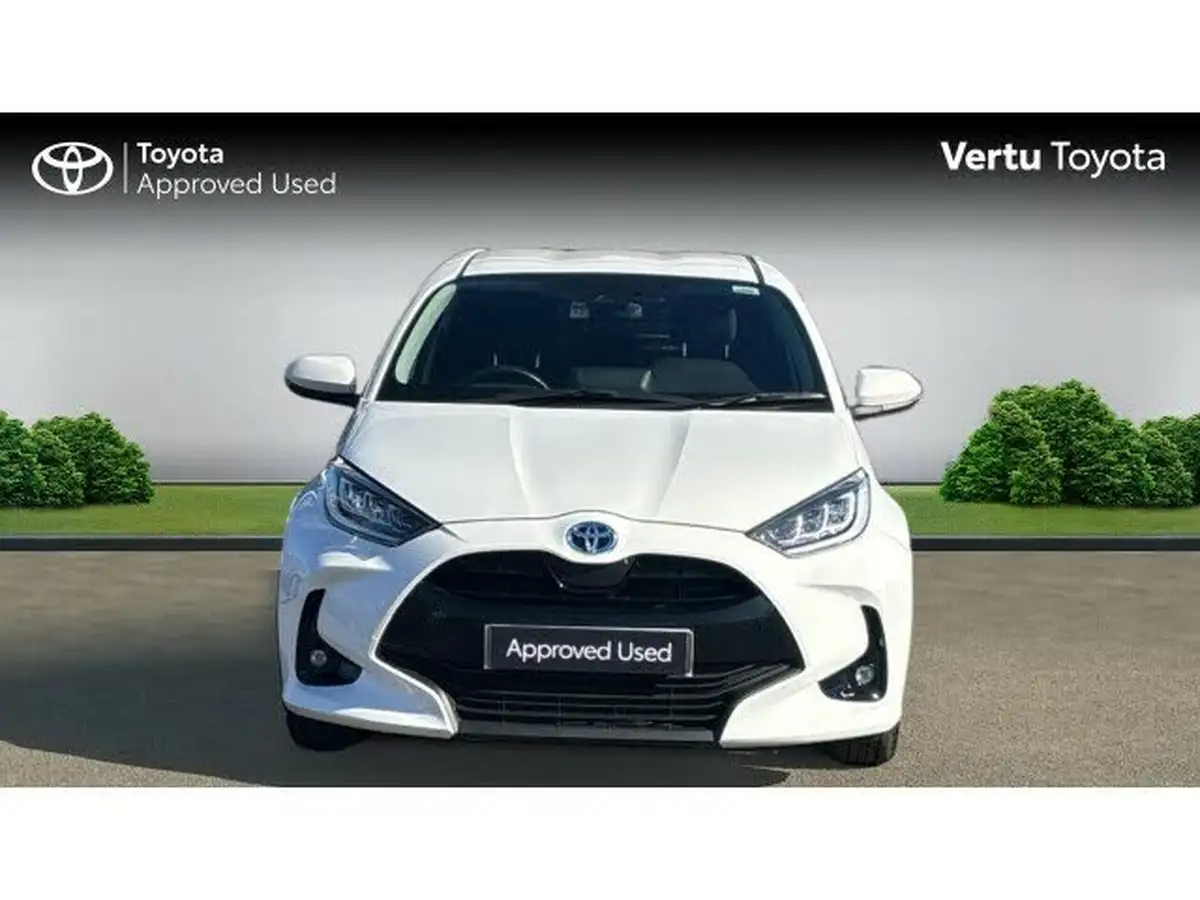2022-toyota-yaris-15-vvt-i-design-big-14