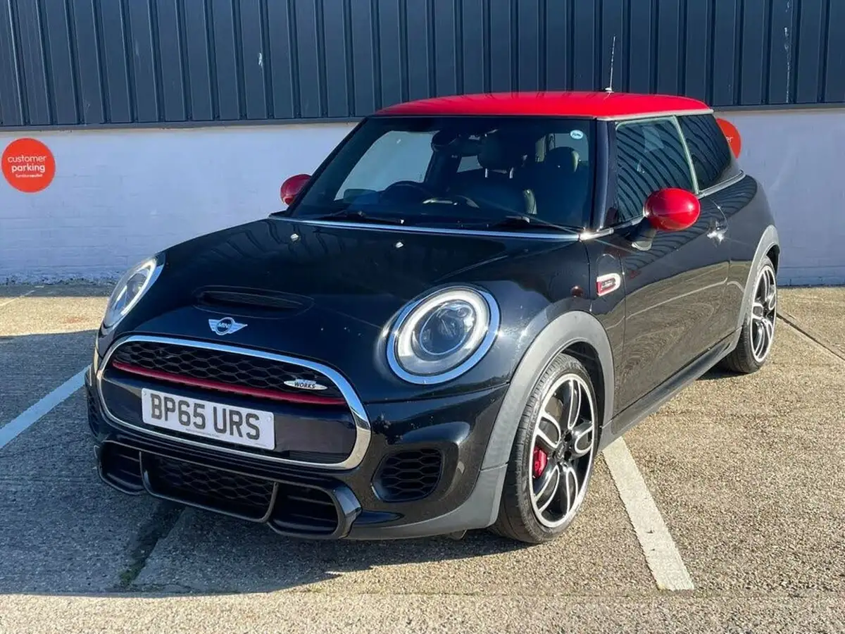 2016-mini-cooper-20-cooper-jcw-big-79