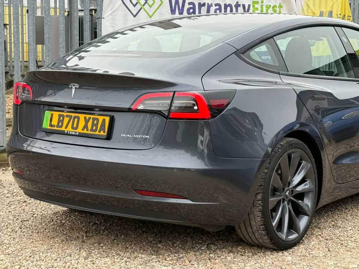 2020-tesla-model-3-e-long-range-big-8