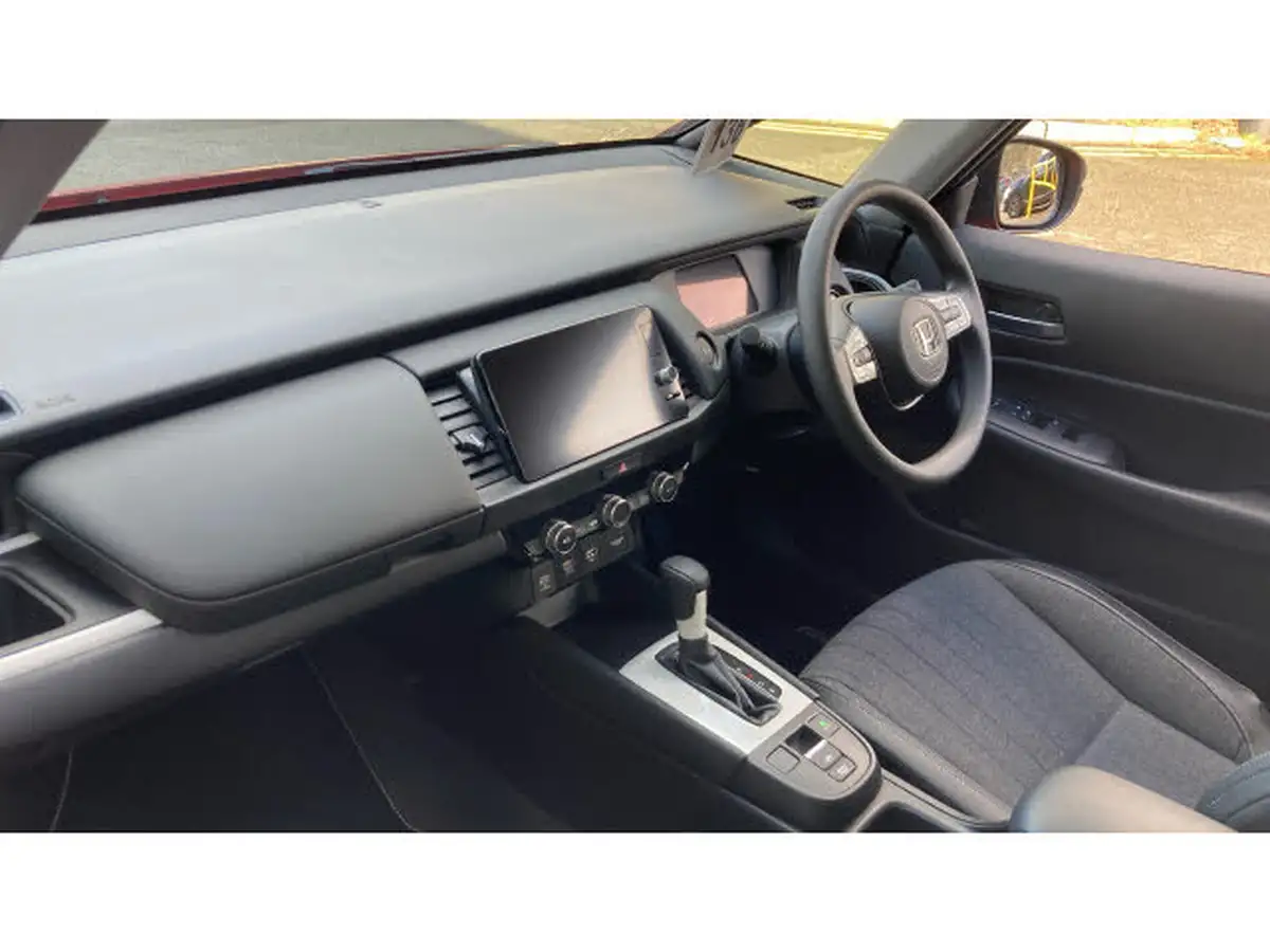 2022-honda-jazz-15-i-mmd-sr-109ps-big-1