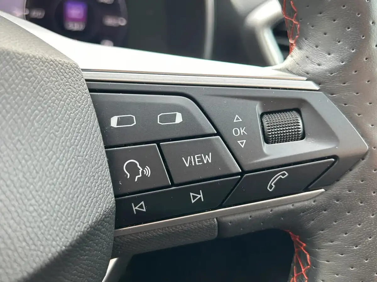 2020-seat-leon-10-tsi-evo-fr-big-13