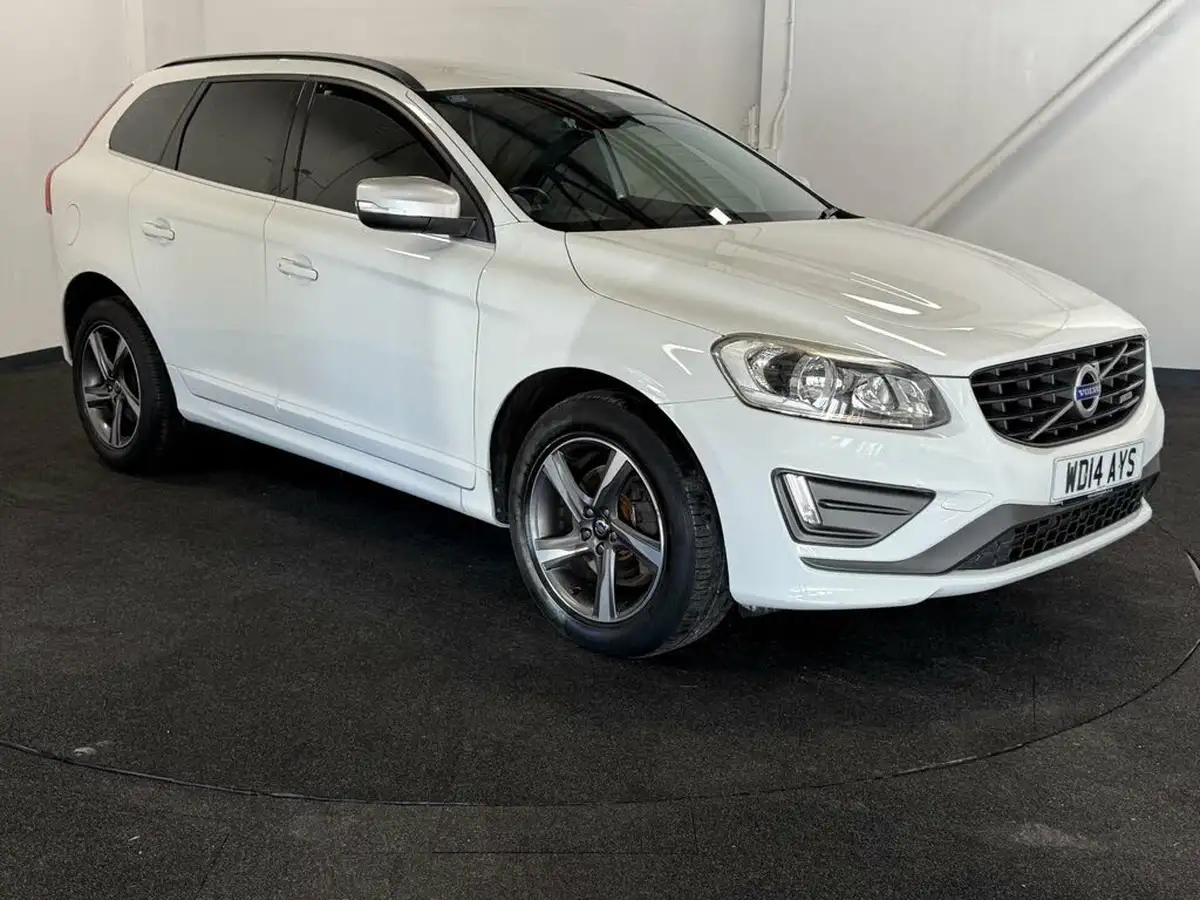 2014-volvo-xc60-24td-d5-r-design-215bhp-geartronic-big-5