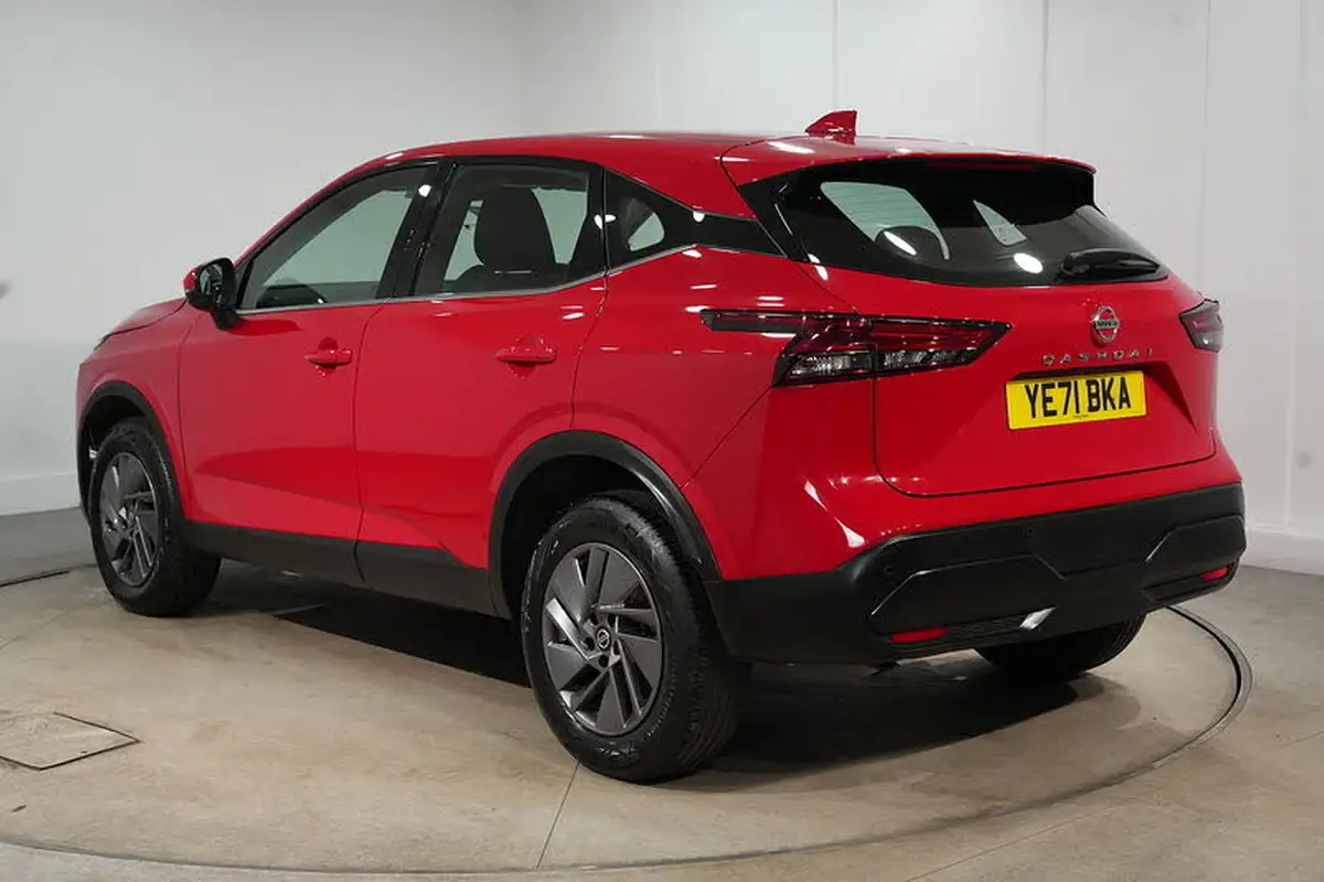 2021-nissan-qashqai-13-dig-t-acenta-premium-140ps-big-8