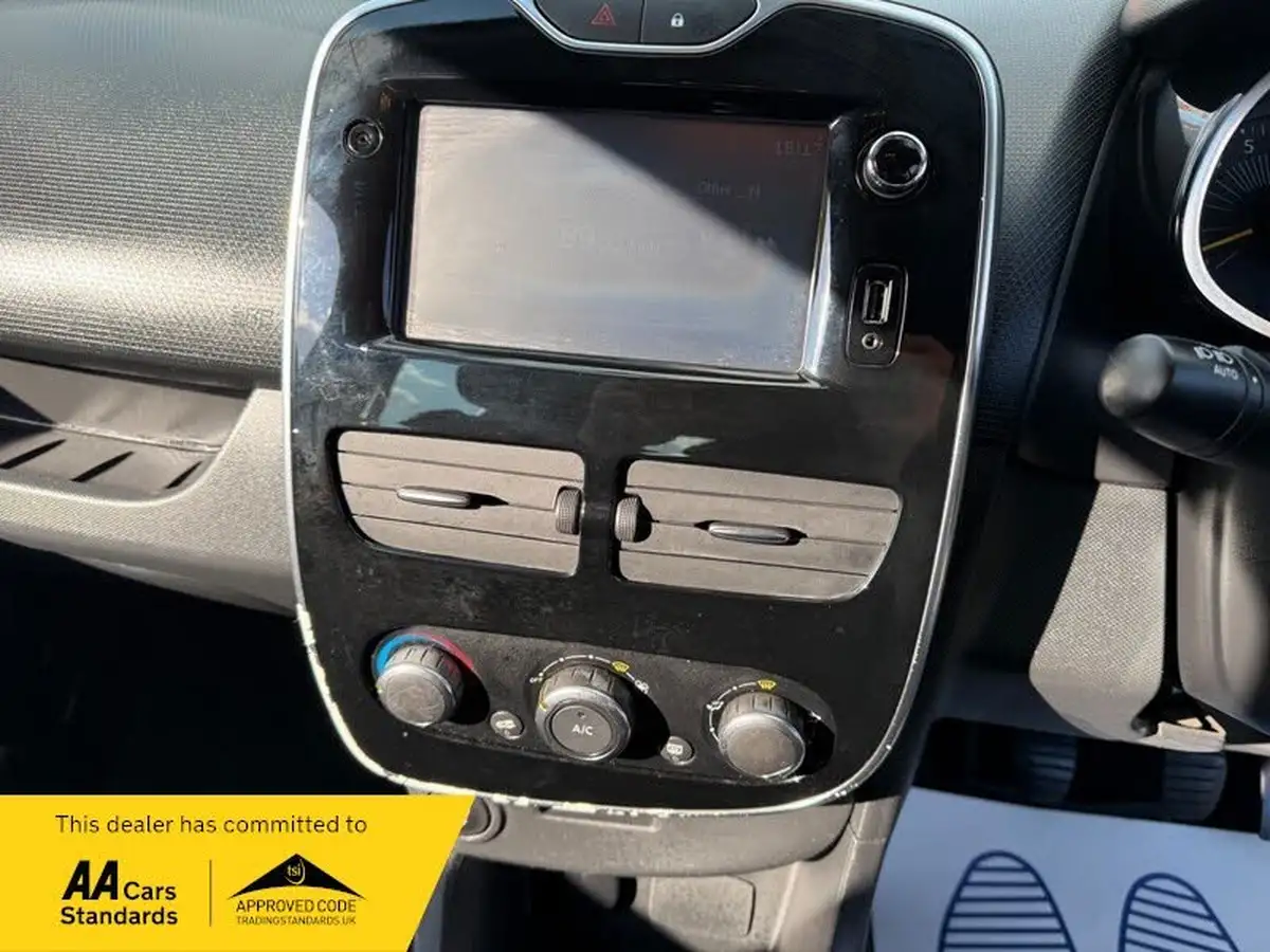 2015-renault-clio-09-dynamique-big-13