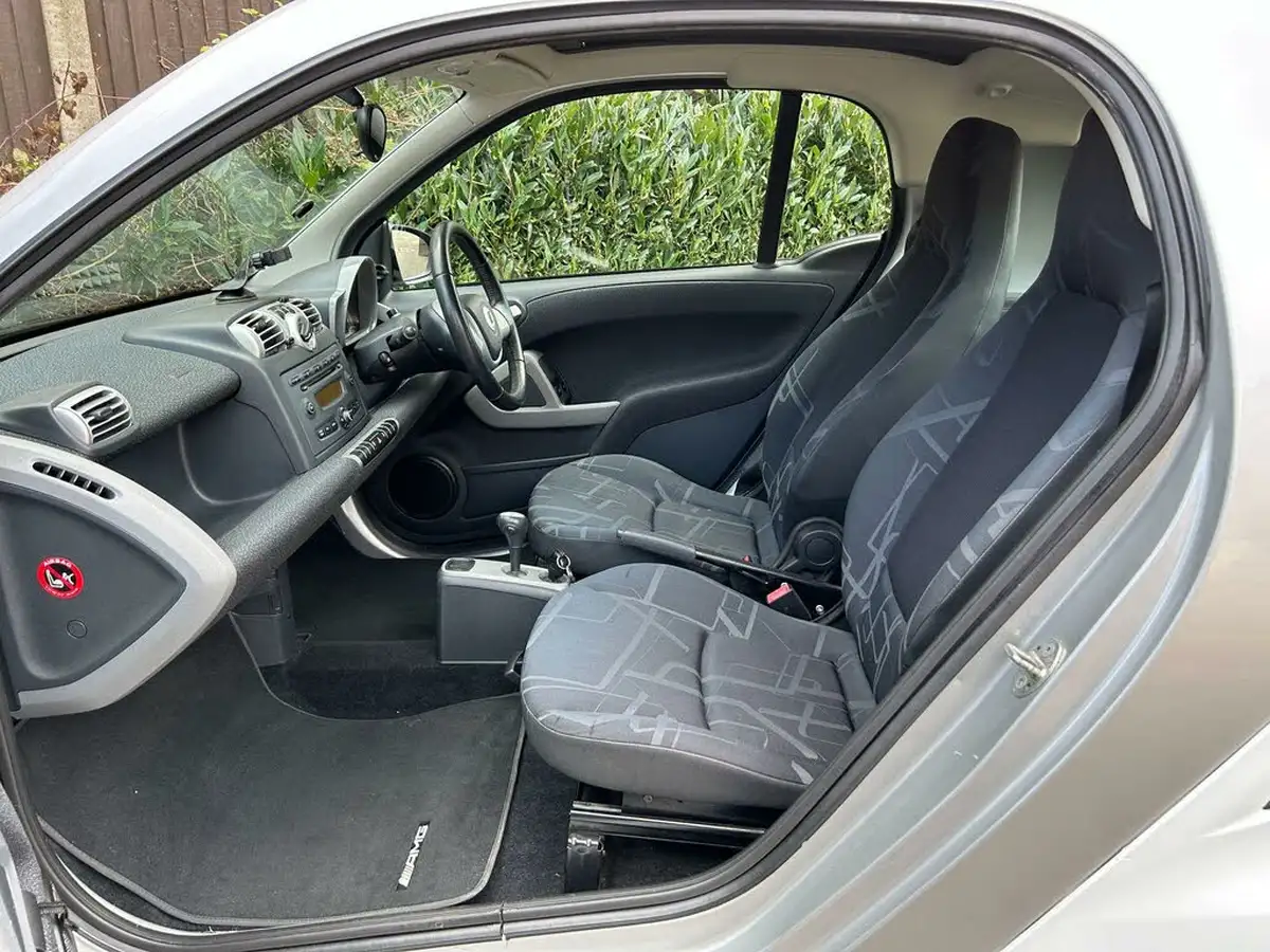 2008-smart-fortwo-10-passion-71bhp-coupe-big-14