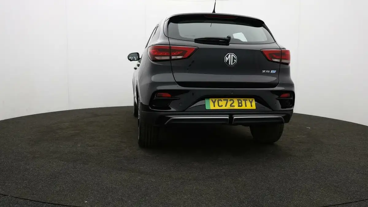 2022-mg-zs-suv-e-se-ev-156ps-long-range-big-78
