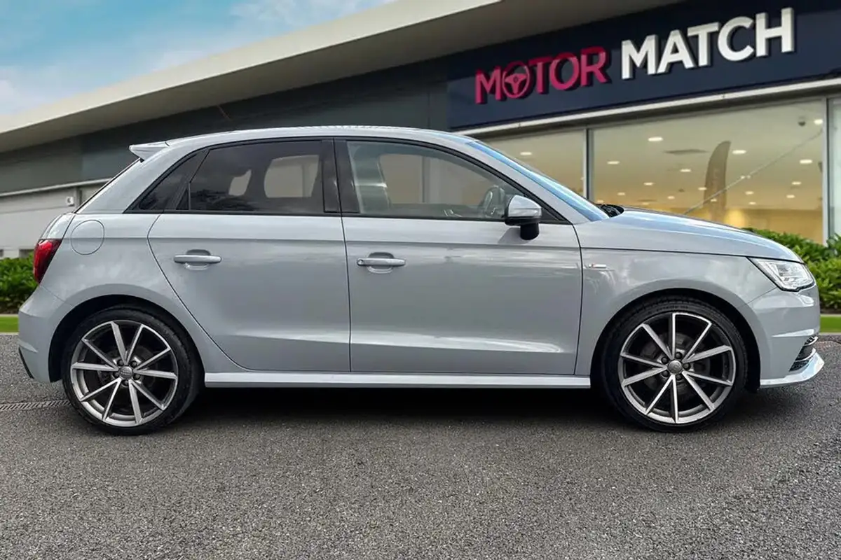 2018-audi-a1-14-tfsi-black-edition-nav-150ps-cod-sportback-5d-big-2