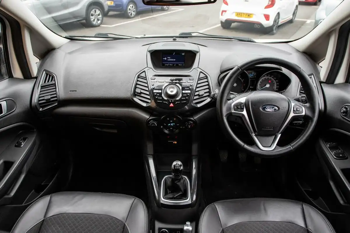 2017-ford-ecosport-10t-titanium-s-140ps-big-3
