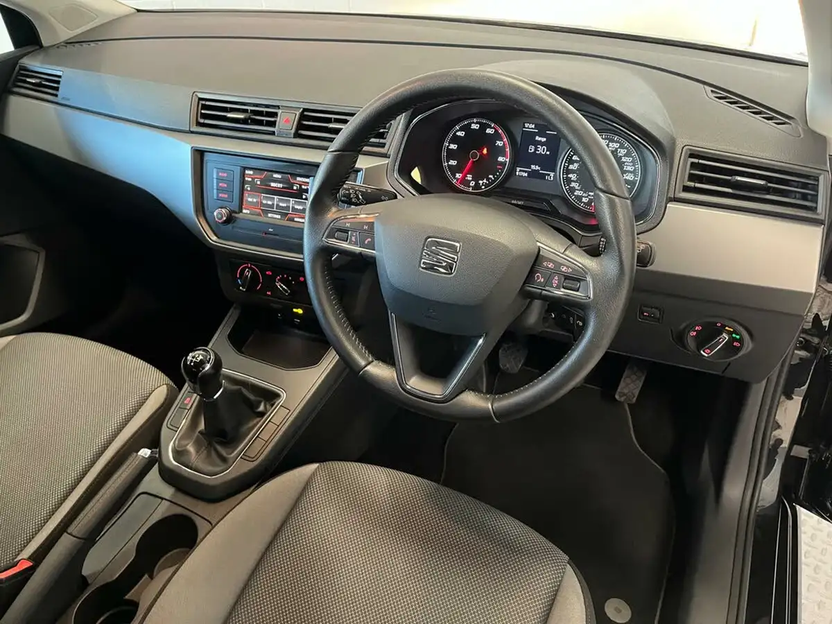 2017-seat-ibiza-10-se-ss-hatchback-5d-big-23