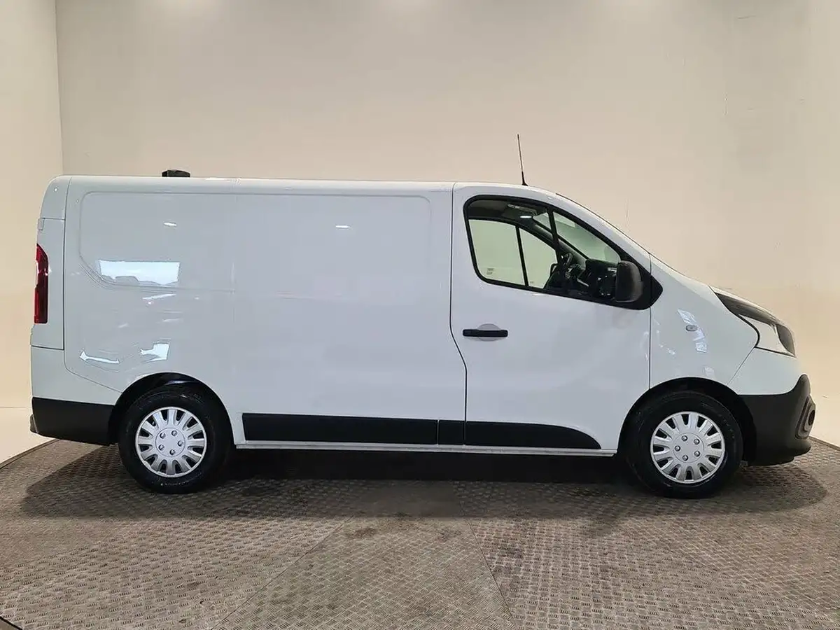 2021-renault-trafic-20dci-sl30-energy-120-business-panel-big-22