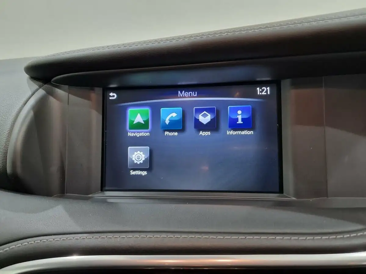 2019-infiniti-q30-22d-sport-big-27