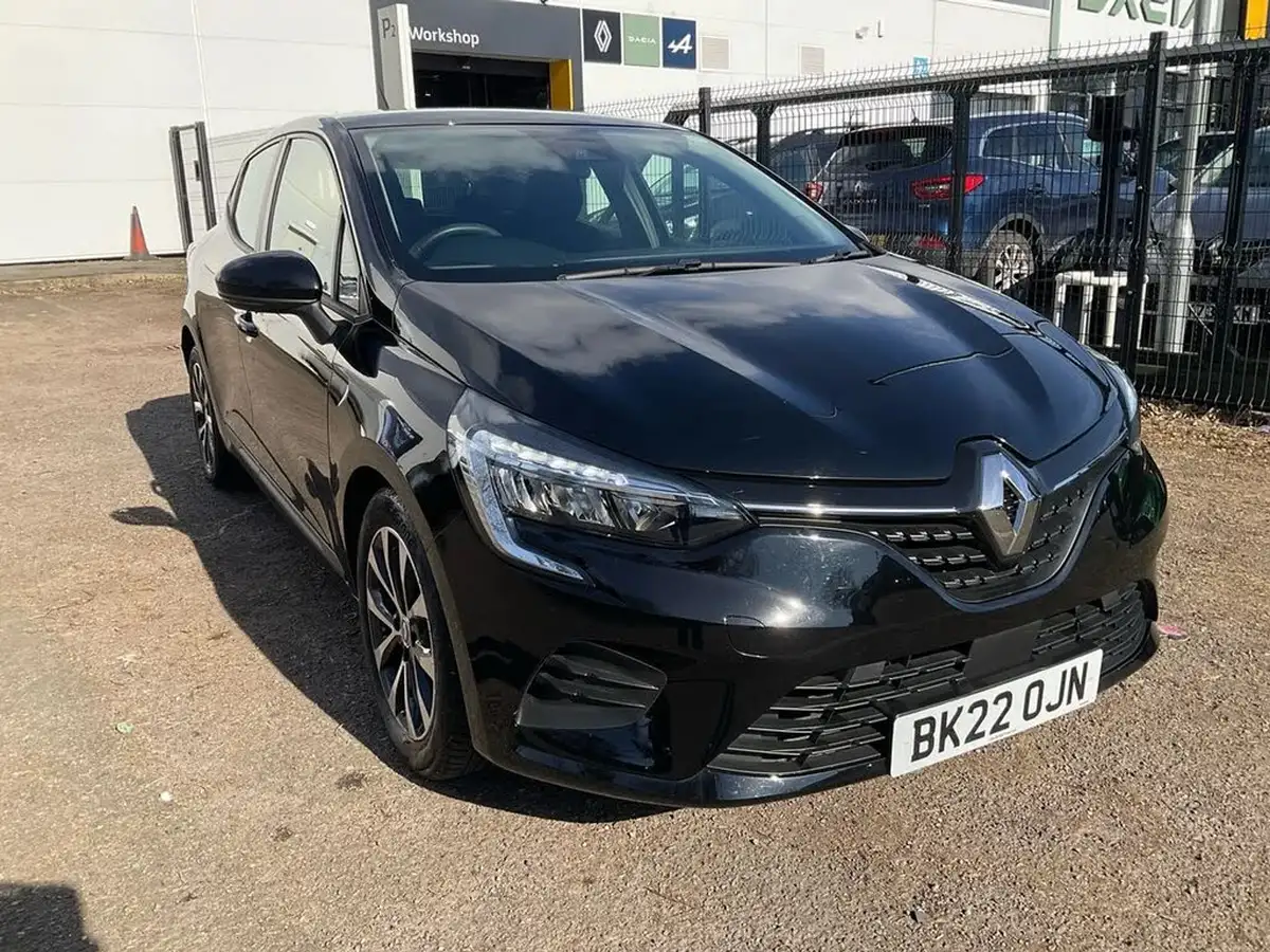 2022-renault-clio-10-tce-iconic-edition-big-27