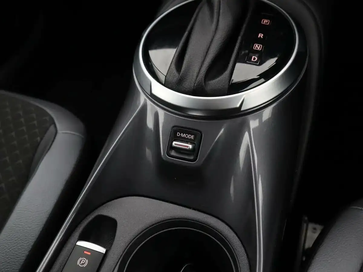 2024-nissan-juke-10-dig-t-n-connecta-dct-big-27