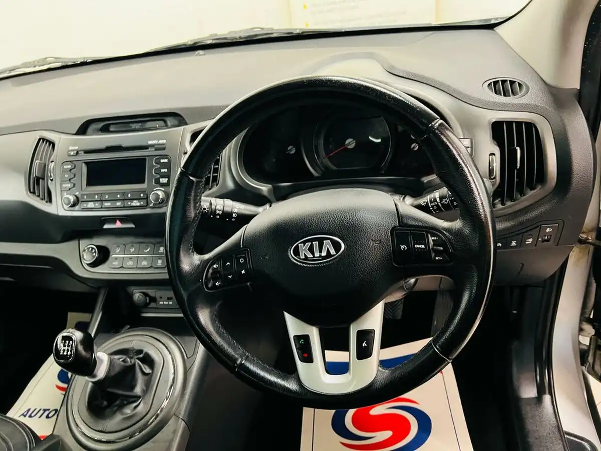 2013-kia-sportage-20td-kx-2-big-10