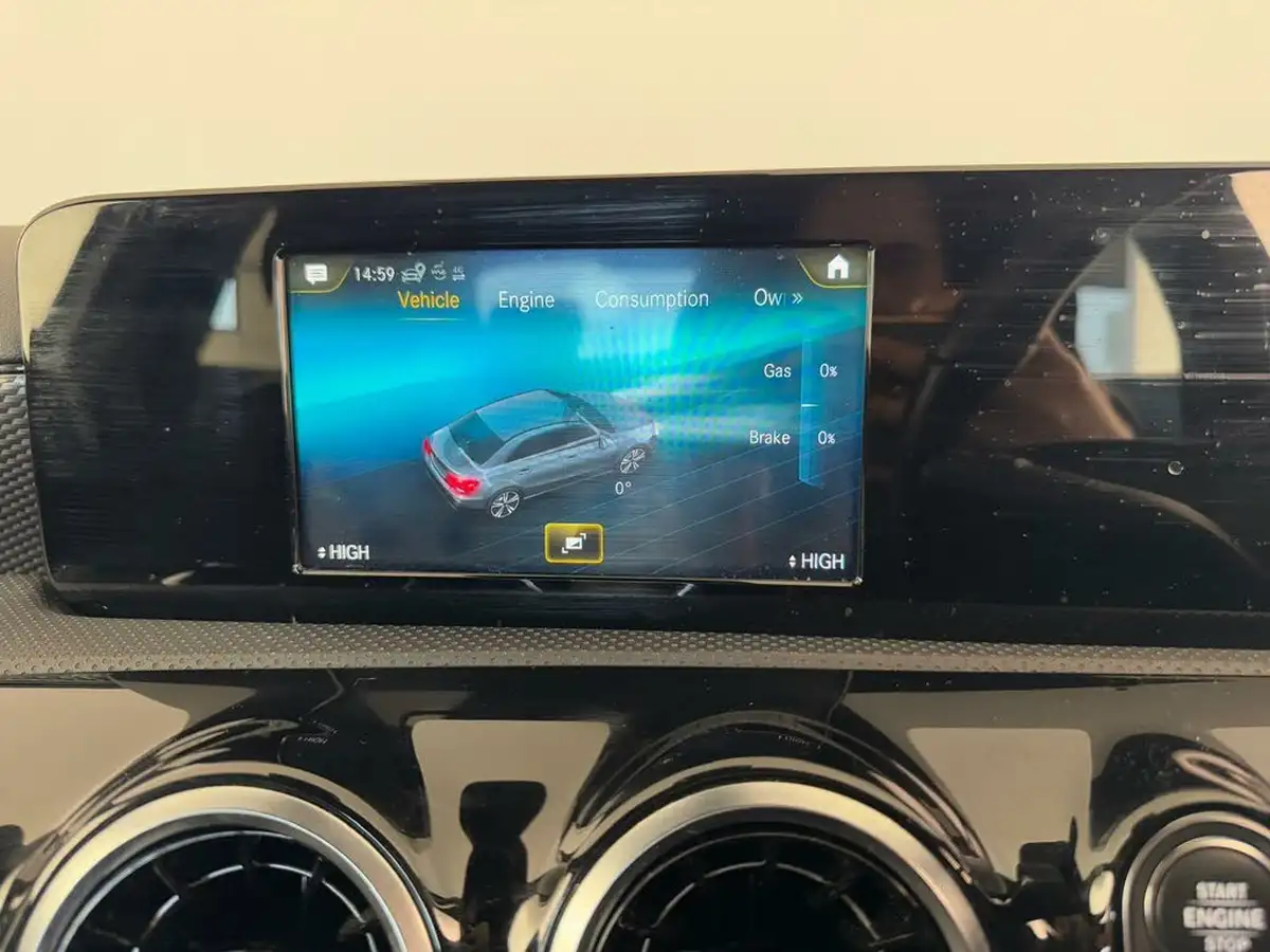 2020-mercedes-benz-a-class-15d-a180d-sport-saloon-4d-7g-dct-big-56
