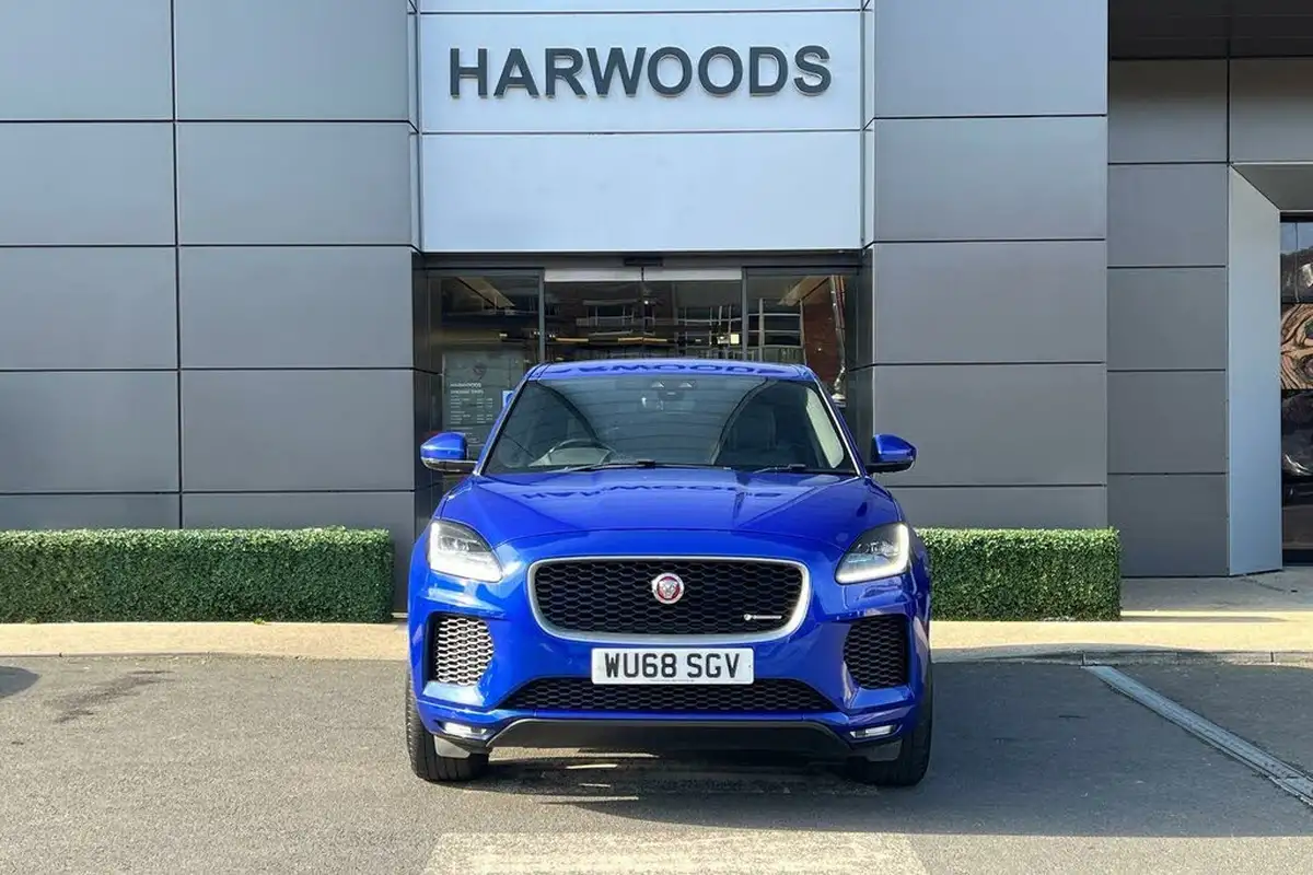 2018-jaguar-e-pace-20-i4d-r-dynamic-s-180ps-awd-auto-big-10