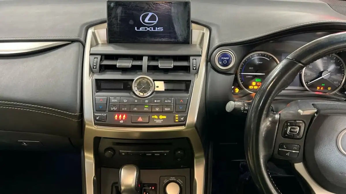 2015-lexus-nx-300h-25-luxury-197bhp-big-5